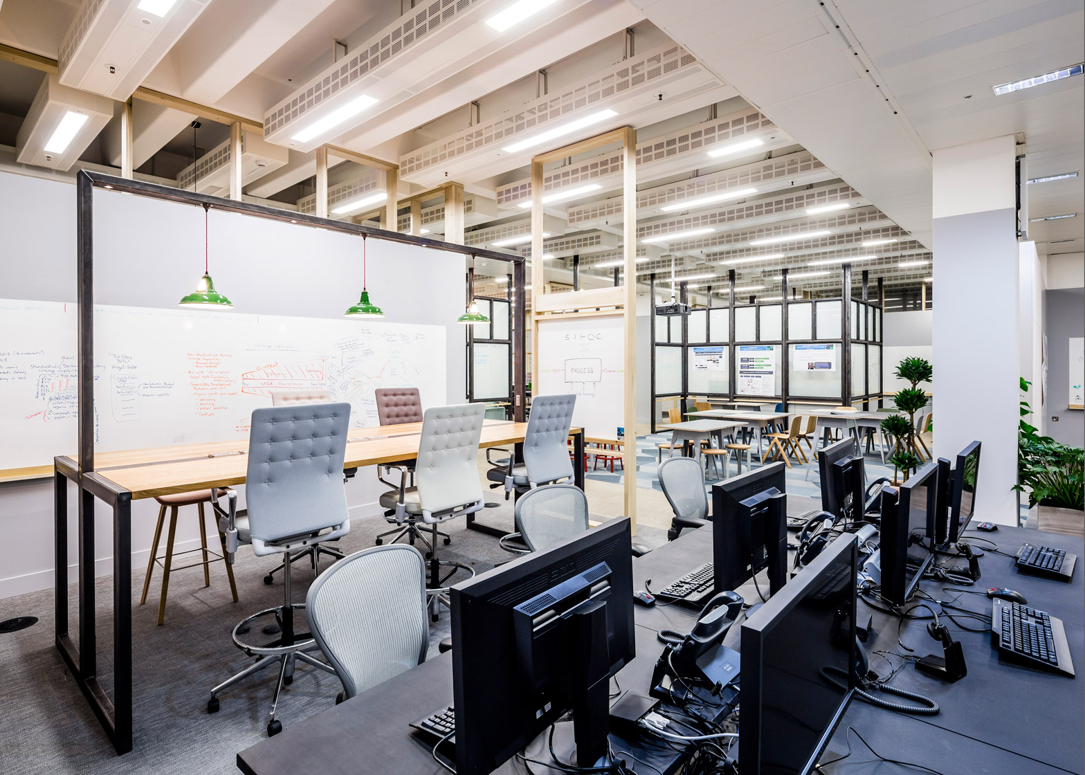 barclaycard-agile-workplace-APA-london-interior-design_dezeen_1568_11