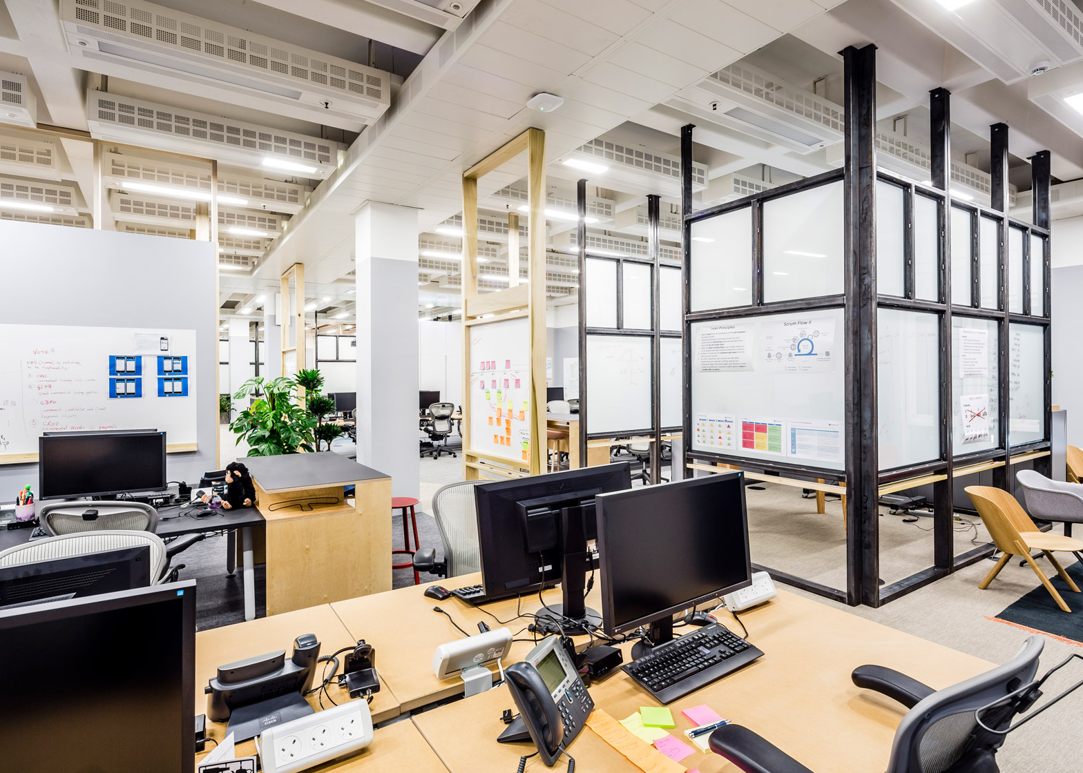 barclaycard-agile-workplace-APA-london-interior-design_dezeen_1568_8