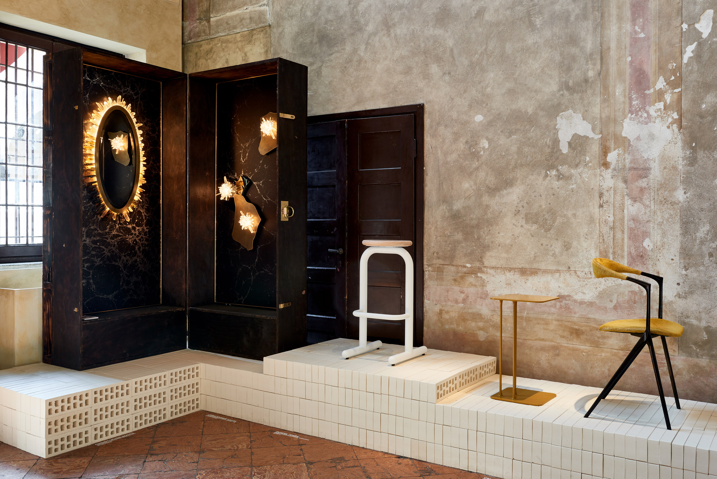 milan-local-design-australian-designers-lighting-furniture_dezeen_2364_col_7