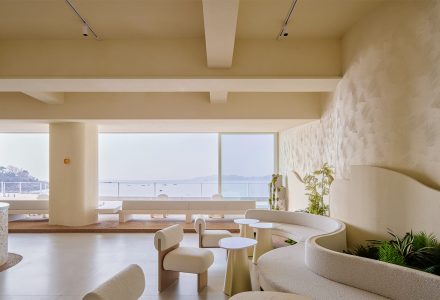 青岛·Reef海边咖啡馆设计 / 木斗